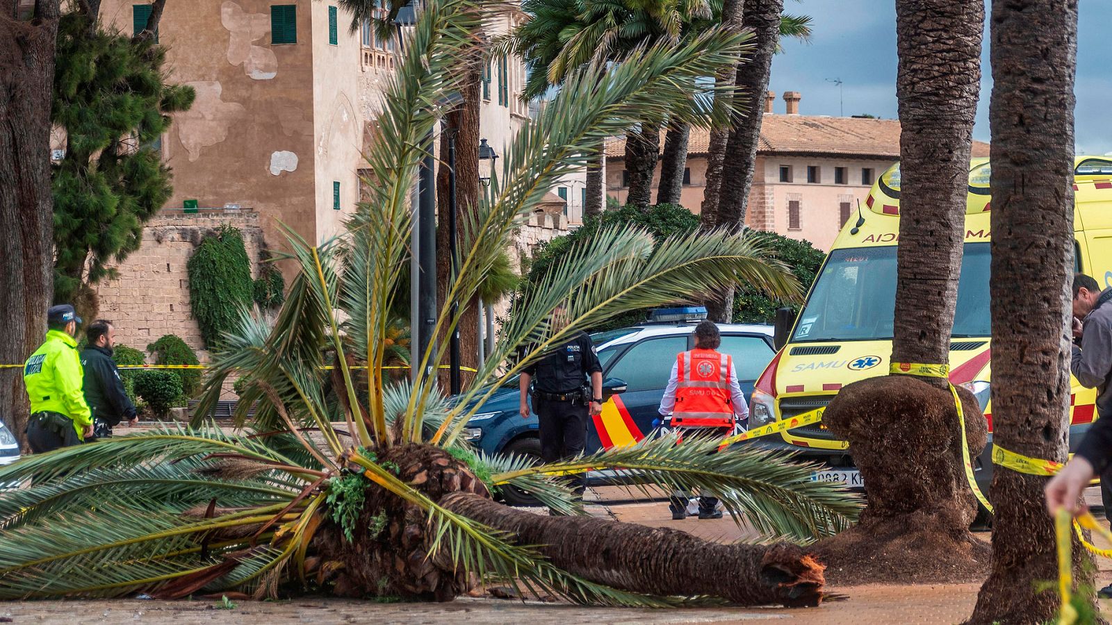 La borrasca Amelie deja una víctima mortal y numerosos destrozos