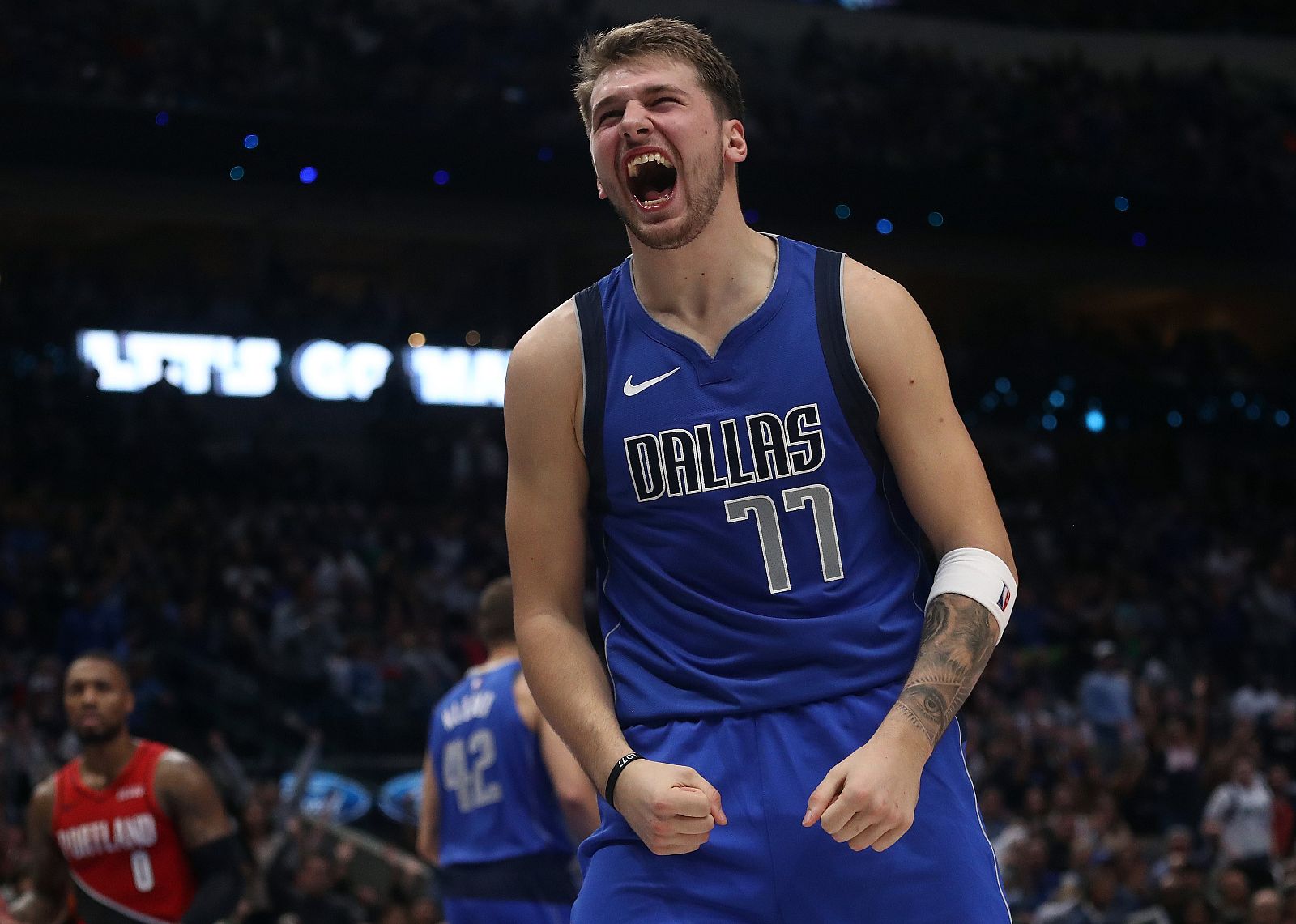Doncic y James vuelven a destacar con sendos 'triples-dobles'