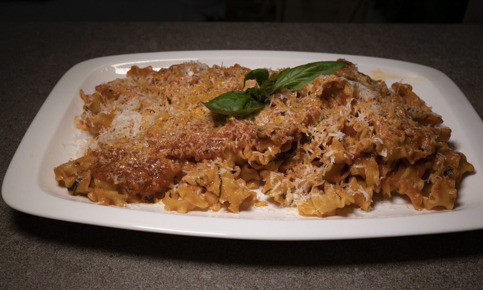 "Pasta con salsa arrabiata" de Dani García 