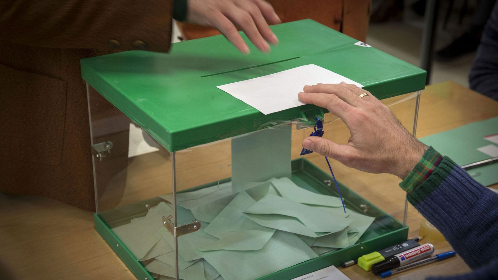 Elecciones 2019: ¿Cómo influye el debate a cinco en el voto de los indecisos?