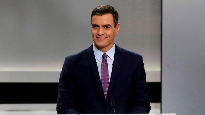 Especiales informativos - Sánchez acusa a Casado y Rivera de ser "la derecha cobarde" frente a Vox