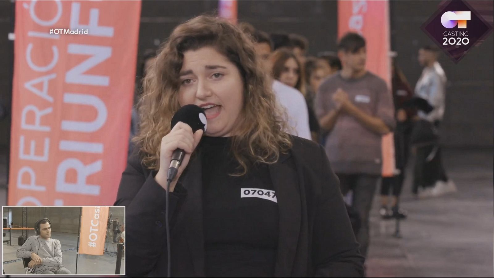 Primera pegatina del día en la en la Fase 1 del casting OT 2020 en Madrid