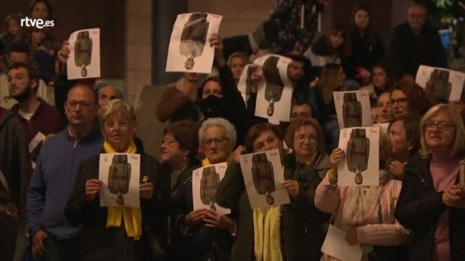 Sin programa: Protestes a Girona en contra de la visita de la Casa Reial | RTVE Play