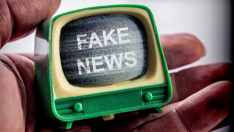 Tiempo de elecciones, tiempo de noticias falsas. Como un virus, colonizan Whatsapp, Twitter o Facebook. Y, a veces, también, los medios. Todo un problema.