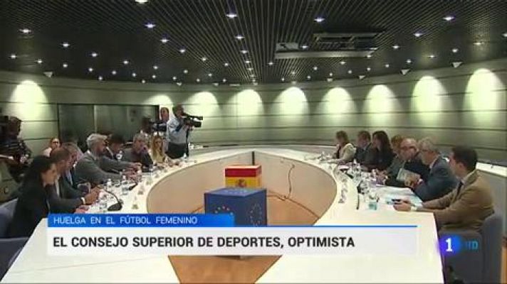 Telediario 1 - Las partes acercan posturas para desconvocar la huelga del fútbol femenino