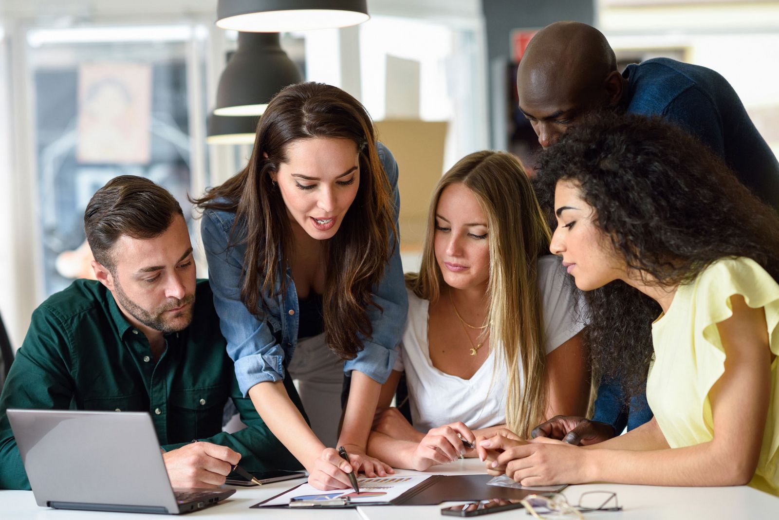 La flexibilidad o el salario, factores que marcan la diferencia en jóvenes a la hora de escoger un trabajo