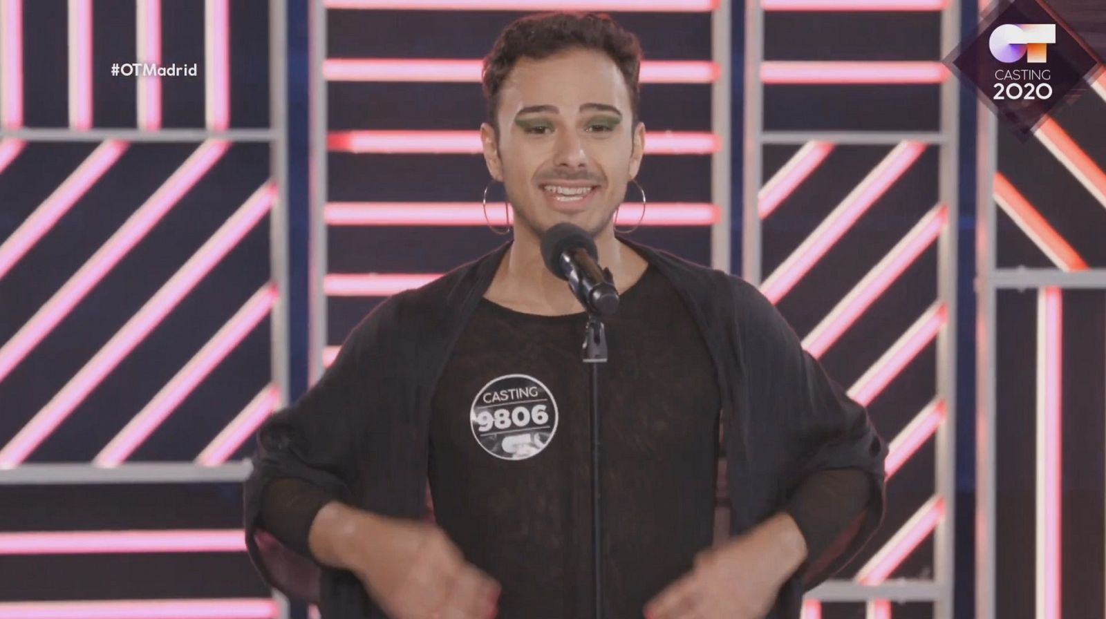 Nayim canta una canción del musical "Kinky Boots" en la Fase 2 del casting OT 2020 en Madrid