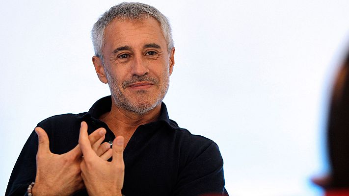 Lotería de Navidad - Sergio Dalma compra Lotería en cada sitio que pasa de promoción