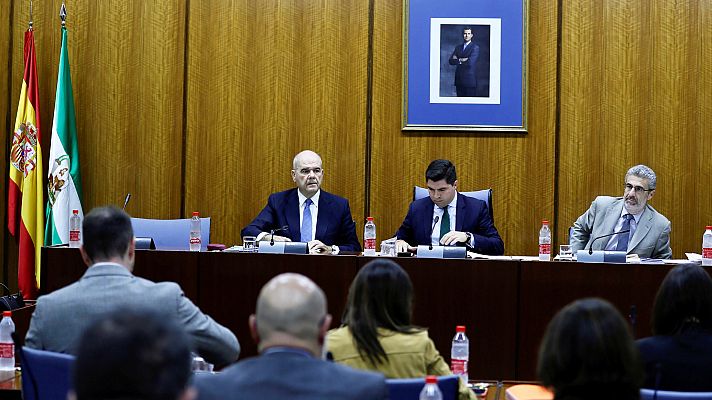 Chaves abandona la comisión sobre la Faffe en el Parlamento andaluz y denuncia "manipulación" electoral