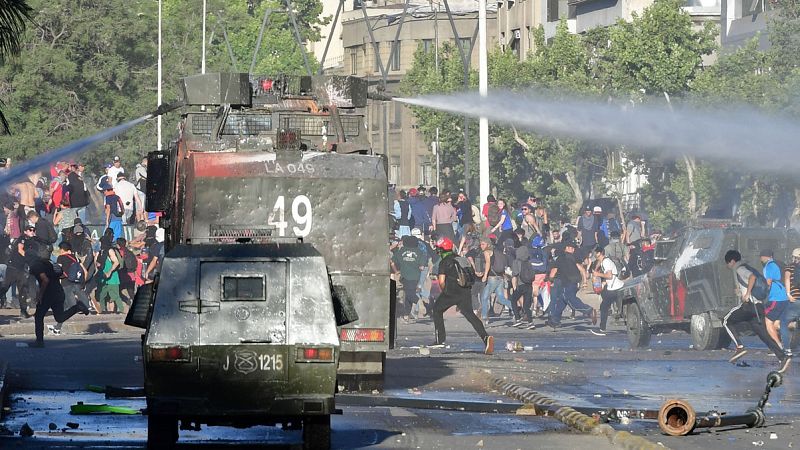 Las protestas en Chile se internan ya en los barrios acomodados de Santiago