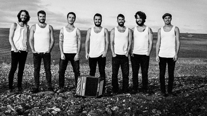 Atención obras - La Maravillosa Orquesta del Alcohol - La M.O.D.A.