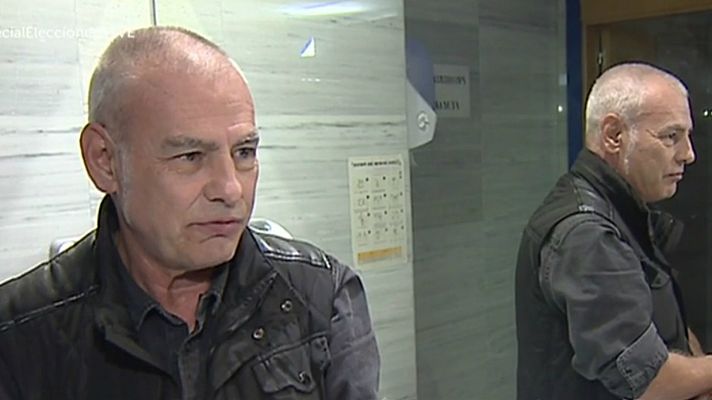 Especiales informativos - Uly Martín, el fotógrafo de los 'autoretretes' políticos