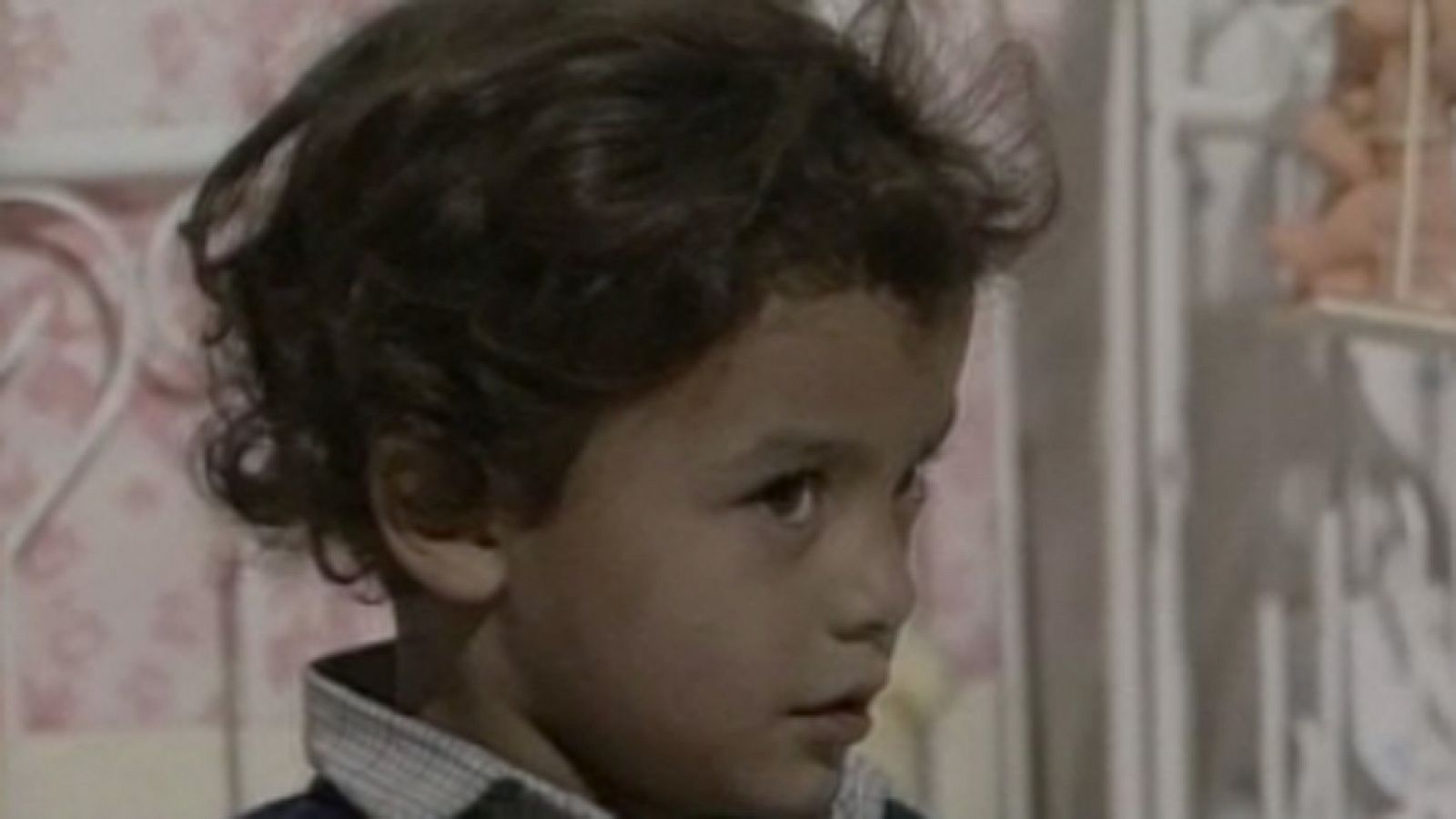 Informe semanal - Los niños de la cárcel - Informe Semanal | Ver