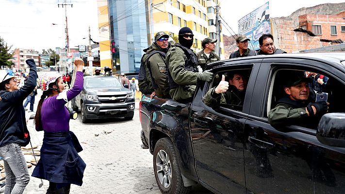 Telediario 1 - Bolivia se asome al caos ante el vacío de poder dejado por la renuncia de Evo Morales