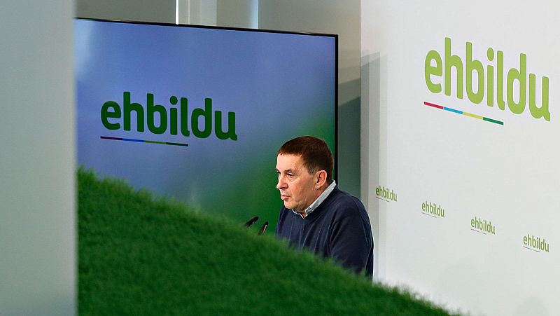 Otegi afirma que por ahora no ve "la puerta abierta" a facilitar el gobierno de coalición de PSOE y Unidas Podemos