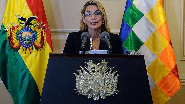 Telediario 1 - La presidenta interina de Bolivia nombra un gabinete de urgencia