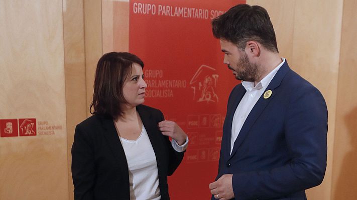 Lastra y Rufián se reúnen en el Congreso para negociar la posición de ERC para la investidura de Sánchez