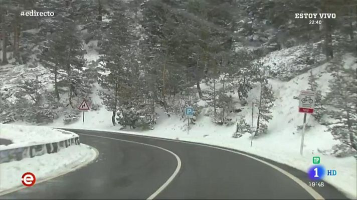 El manto blanco de la sierra de Madrid