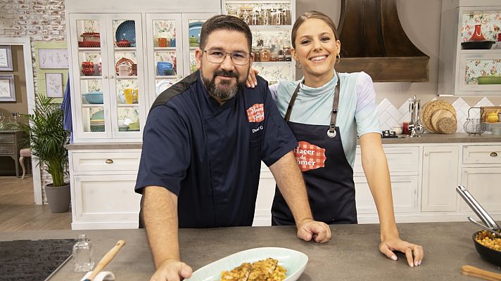 Hacer de comer - Confit de pato con escarola y garbanzos salteados
