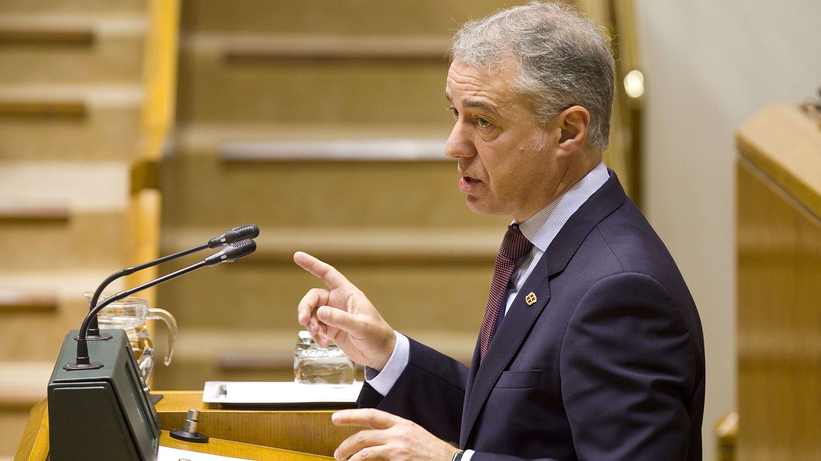 La política española sigue centrada en el acuerdo de gobierno entre Pedro Sánchez y Pablo Iglesias. El PSOE sigue buscando apoyos para la investidura. Y el del PNV parece casi asegurado después de que el lehendakari, Iñigo Urkullu, haya dicho este vi