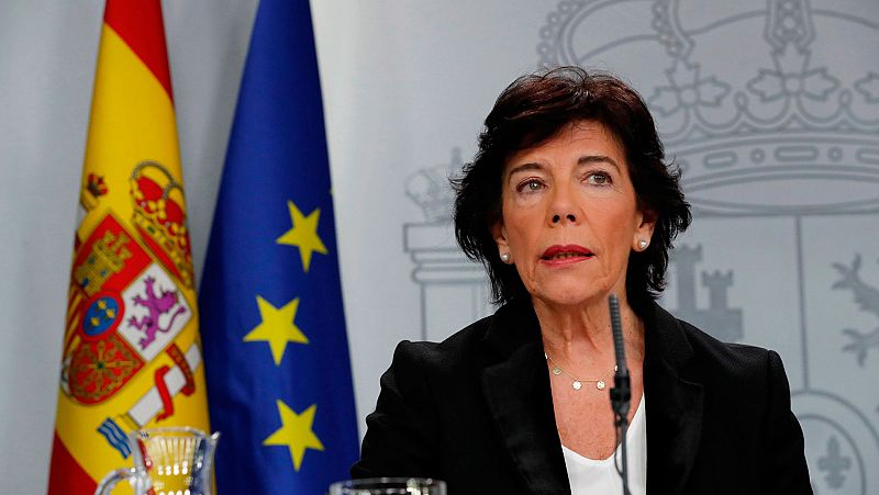 Celaá asegura que ni las familias ni el sector de la concertada tienen "nada que temer"