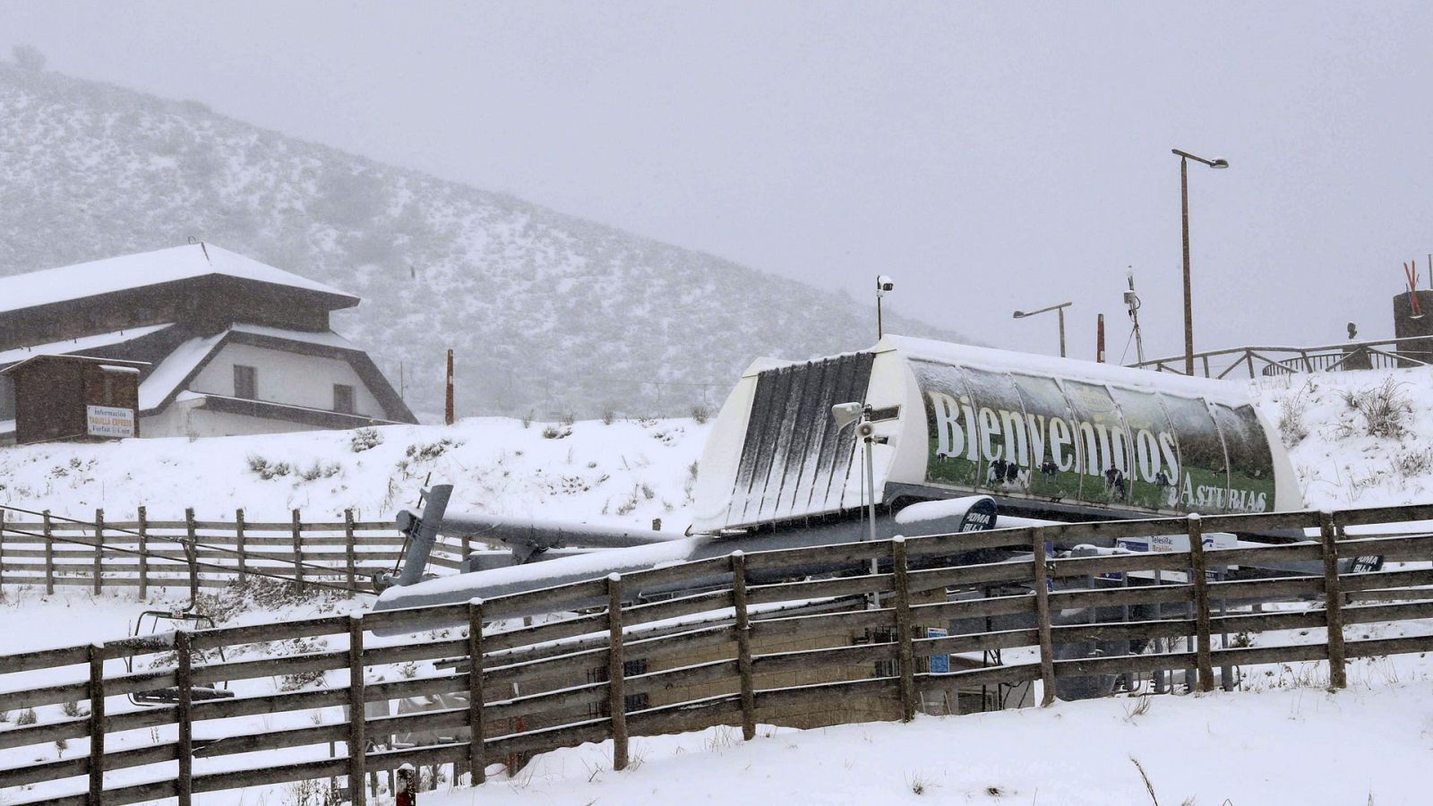 Nevadas en el norte peninsular, especialmente en la cordillera Cantábrica - 15/11/19 - RTVE.es