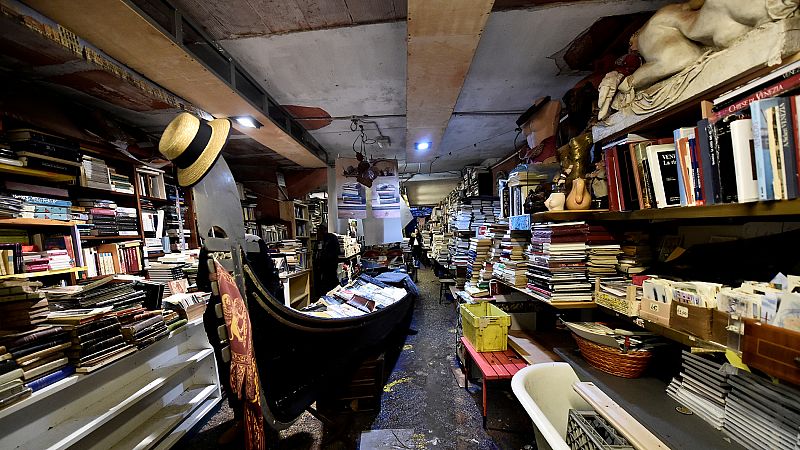 La librería veneciana de Acqua Alta sufre importantes daños en las inundaciones