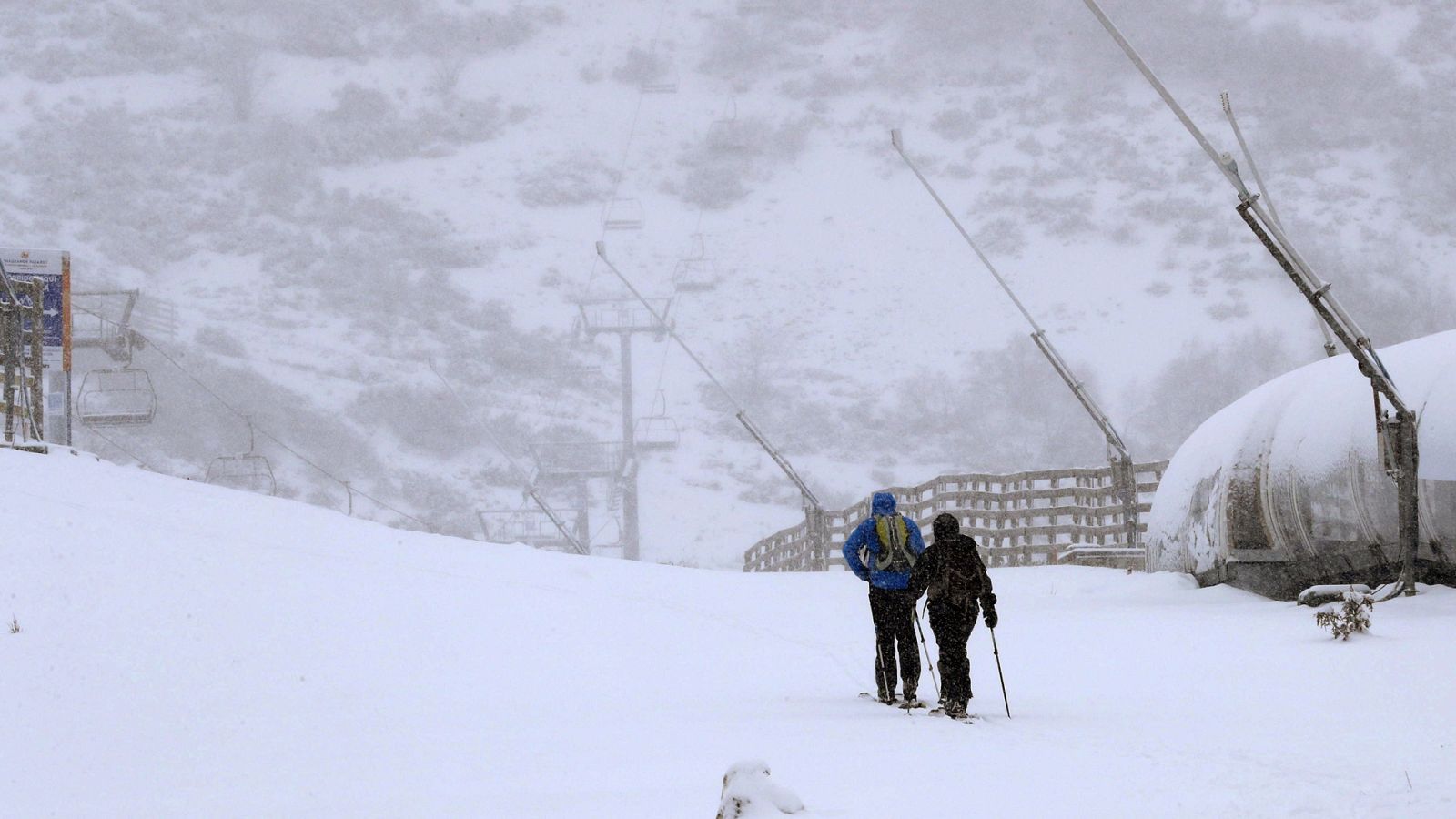 Los esquiadores celebran la llegada anticipada de la nieve - RTVE.es