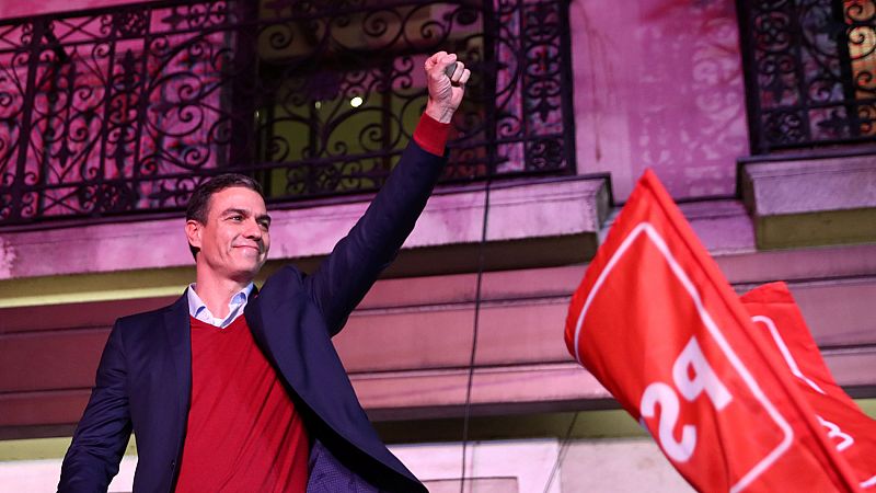 Sánchez defiende en una carta a los militantes socialistas el acuerdo para formar un gobierno de coalición con Podemos