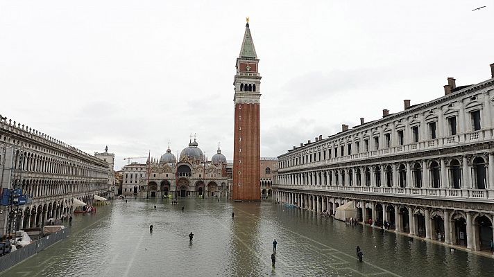 Telediario 1 - Vuelve a subir el nivel del agua en Venecia