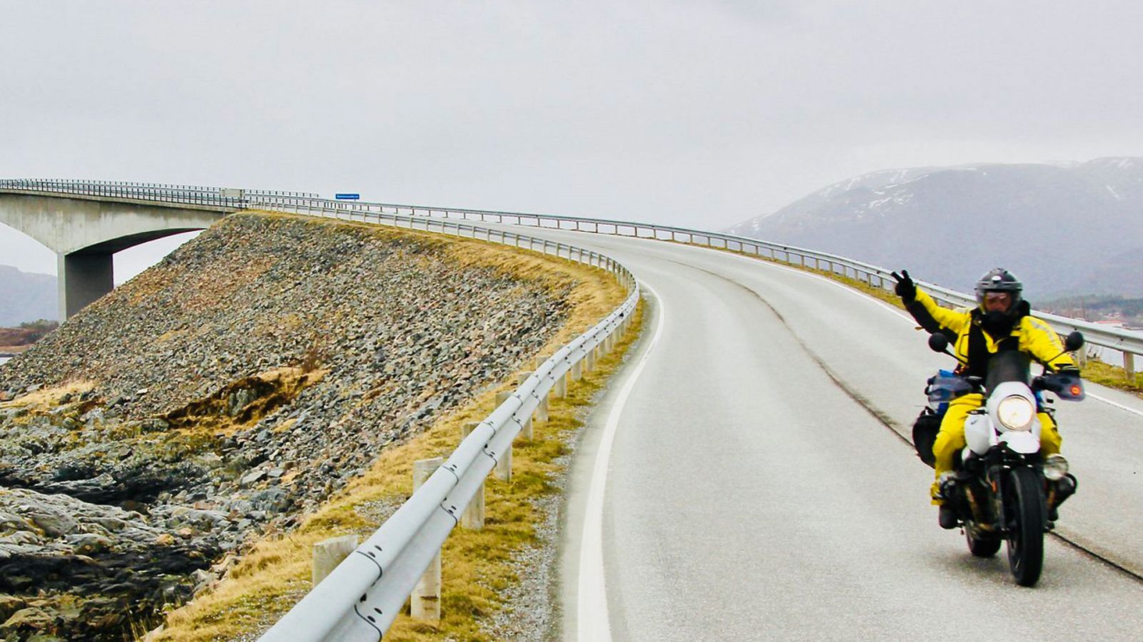 Diario de un nómada: Carreteras extremas 2 - La carretera del Océano Atlántico - RTVE.es