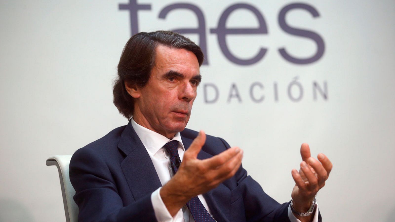 Informativo 24h: Aznar pide una alianza de partidos constitucionales sin Pedro Sánchez | RTVE Play