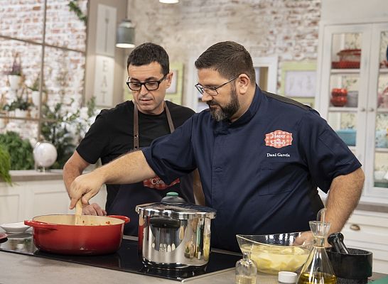 Hacer de comer - Aguacate asado a la sal y Patatas con níscalos