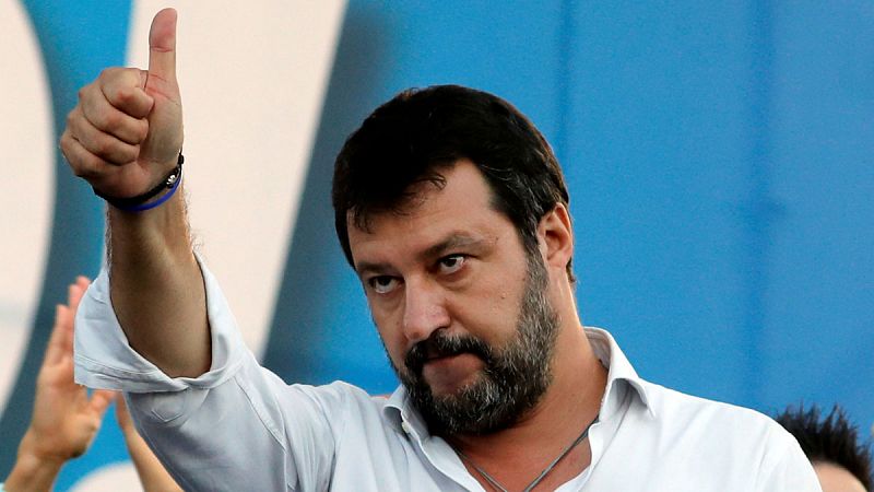 Las 'Sardinas' plantan cara a Salvini y la Liga