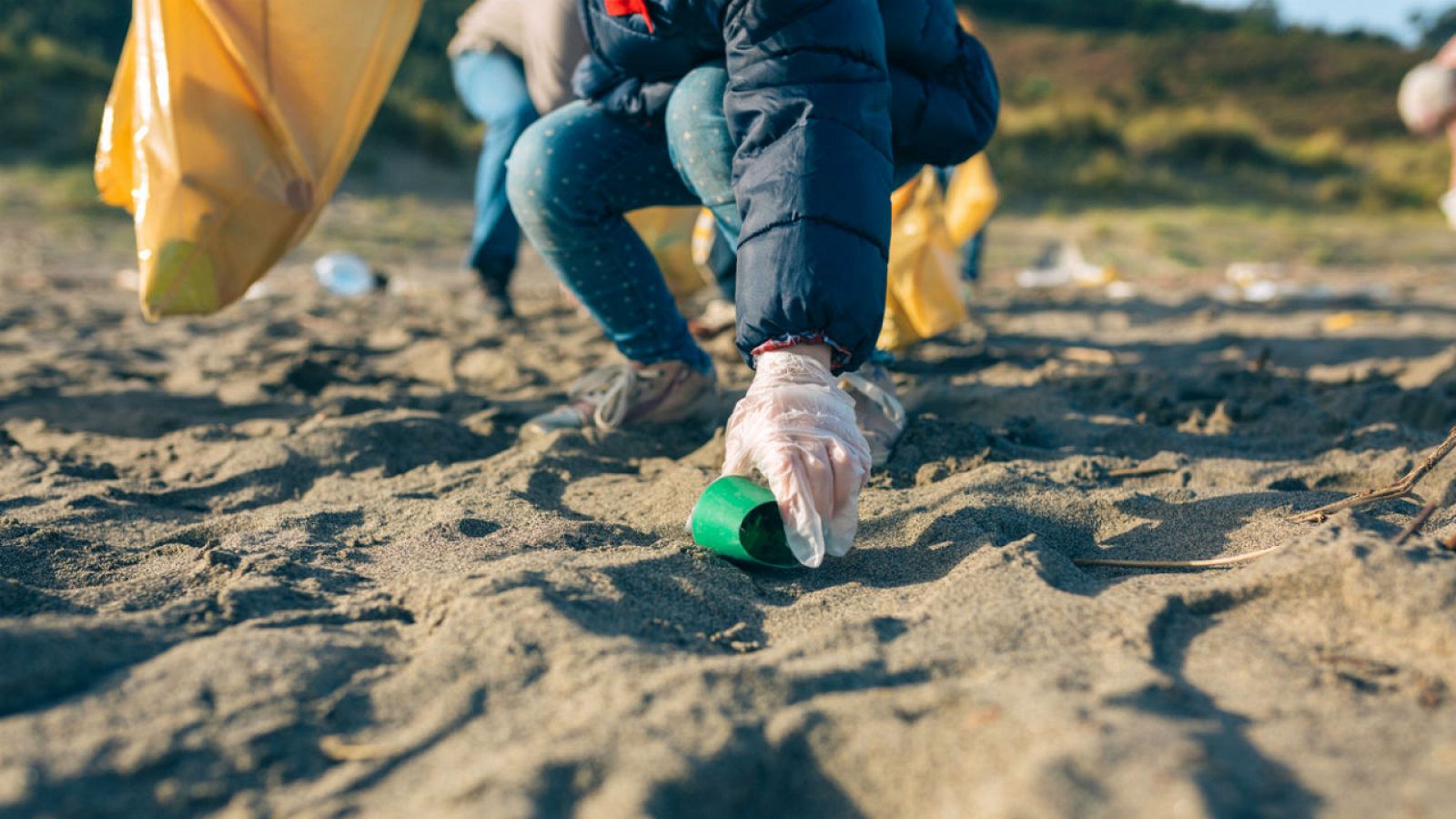 La mañana - Los vecinos de Cabo de Gata recogen más de 3 mil kg de basura