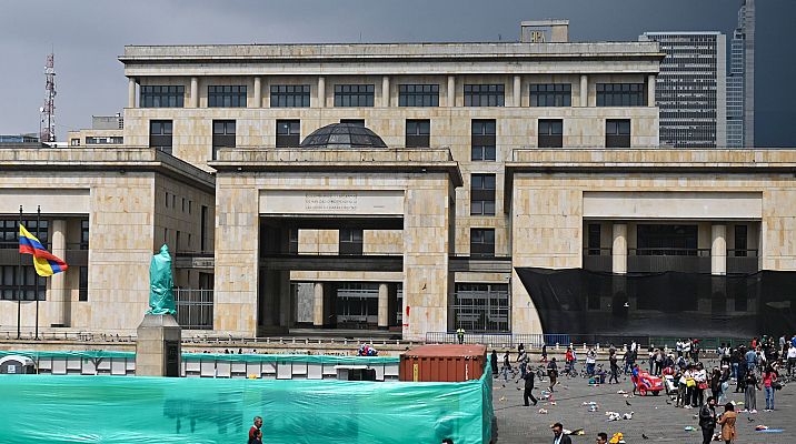 Telediario 1 - Huelga general contra el 'paquetazo' en Colombia