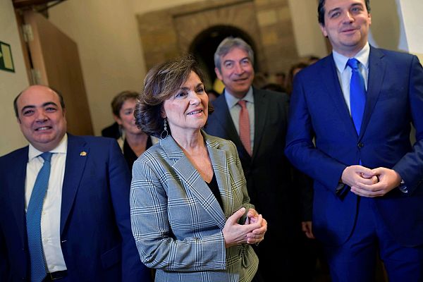 Telediario 1 - Calvo no rechaza la mesa de negociación solicitada por ERC