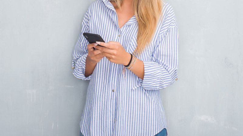 Revisar las Apps del móvil y el consumo de datos, recomendaciones de la AEPD para víctimas de violencia machista