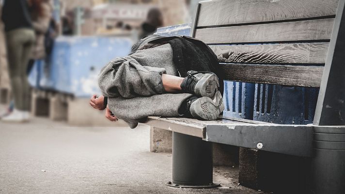 Telediario 1 - El 70% de las mujeres sin hogar ha sido víctima de violencia machista