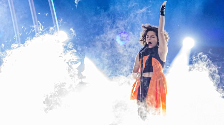 Eurovisión Junior - Mila Moskov representa a Macedonia del Norte cantando "Fire"