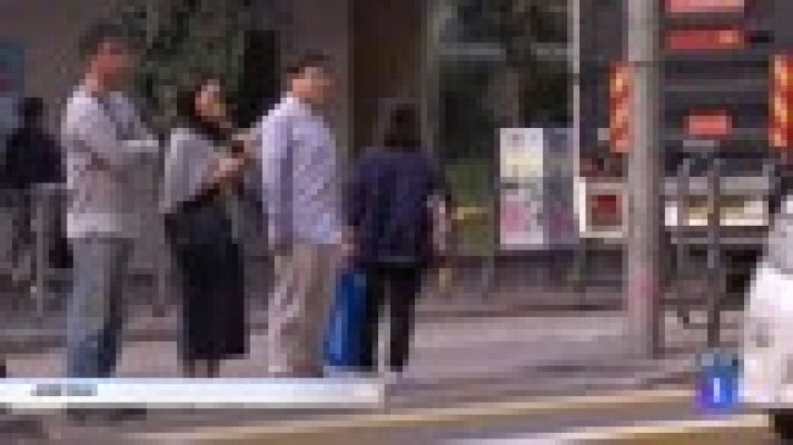 Telediario 1 - Victoria de los prodemócratas en las elecciones de Hong Kong