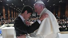 El papa se reúne con las víctimas de Fukushima