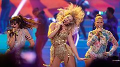 Taylor Swift arrasa en los Premios de la Música