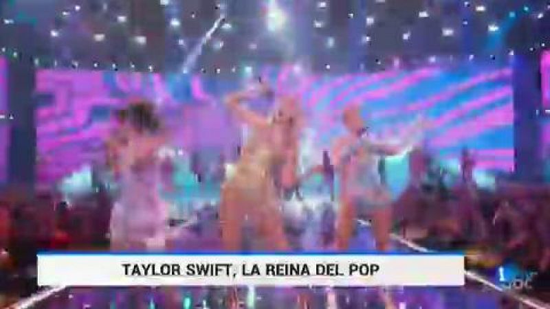 Taylor Swift arrasa en los Premios de la Música