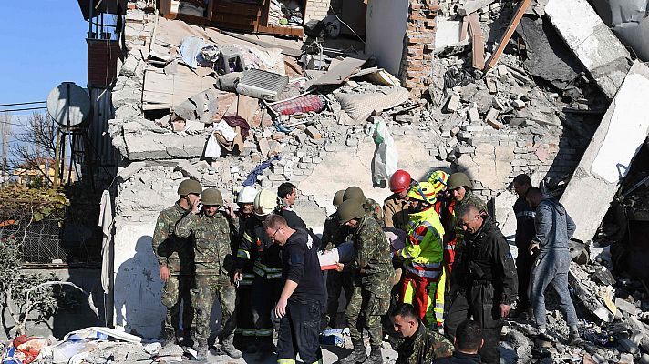 Varios muertos y numerosos heridos en Albania por un terremo