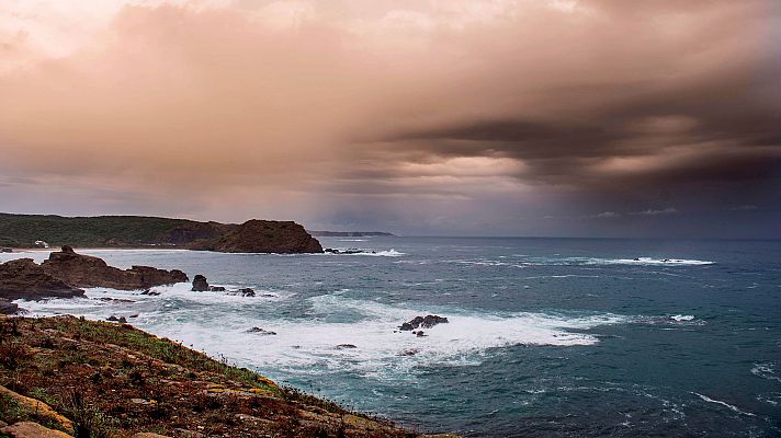 Precipitaciones localmente fuertes y persistentes en el oeste de Galicia