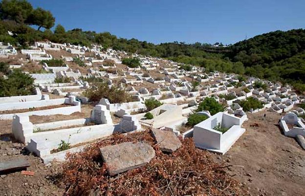  - La familia de Rayan espera en Mdiq