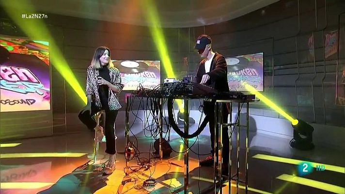 Iseo & Dodosound interpretan "My Microphone" en La 2 Noticias