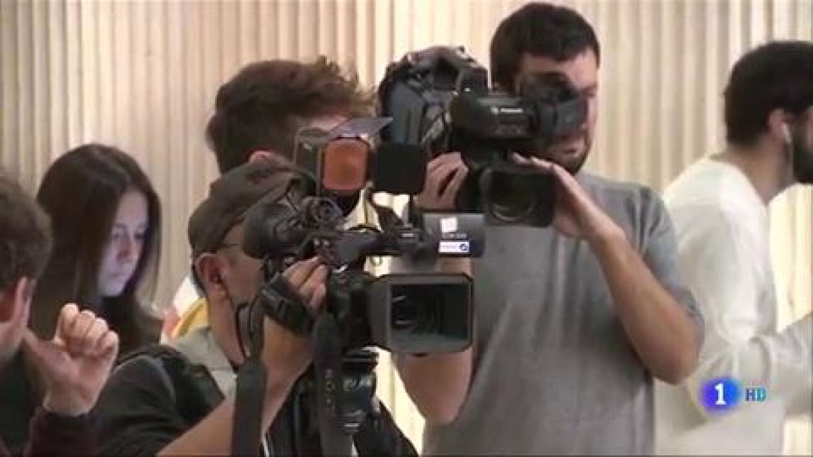 Robert Moreno: "Si yo no hubiera seguido, Luis Enrique no sería ahora seleccionador" - RTVE.es | Ver