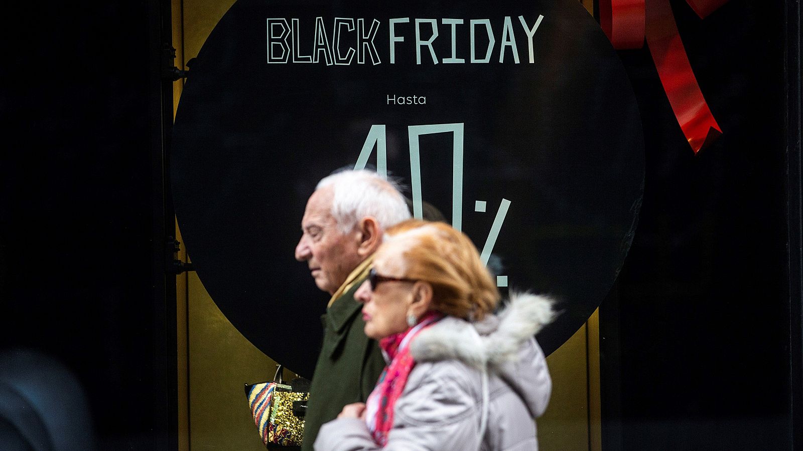 Telediario 1: Black Friday, una jornada cada vez con mayor presencia en España | RTVE Play